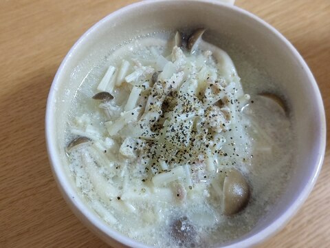 きのことツナの豆乳スープ